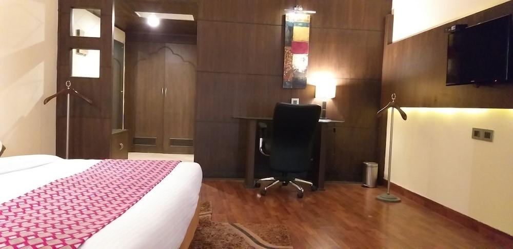 K C Residency Vaishnodevi Hotell Katra  Eksteriør bilde