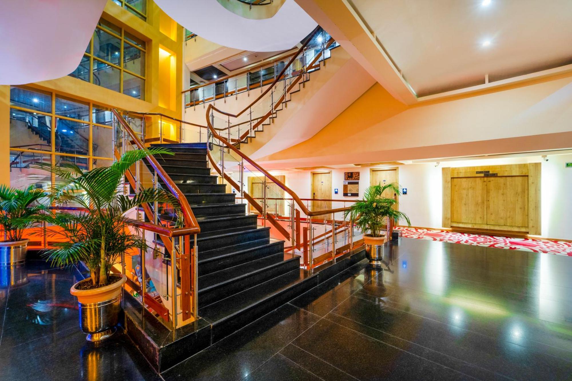 K C Residency Vaishnodevi Hotell Katra  Eksteriør bilde