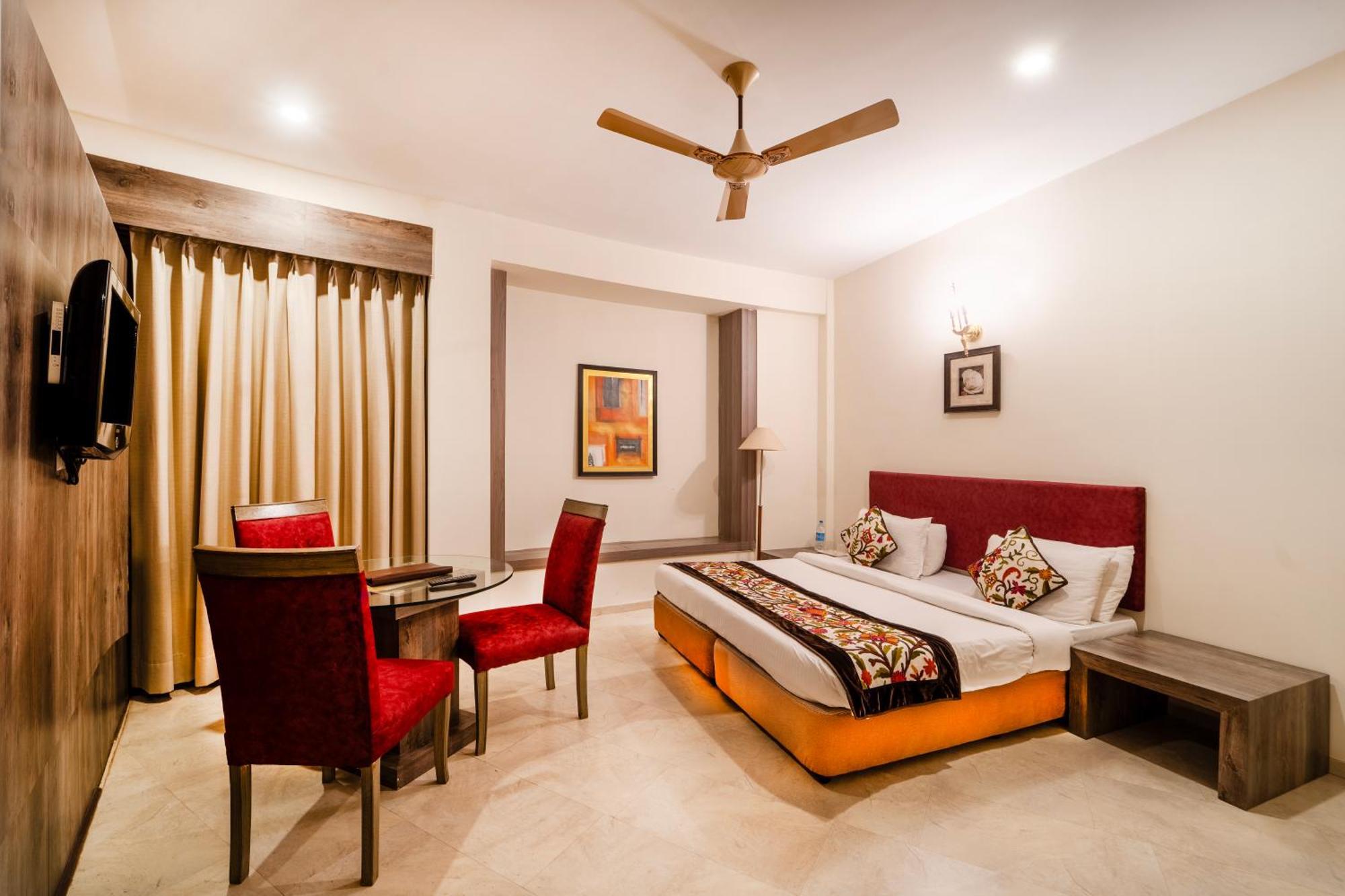 K C Residency Vaishnodevi Hotell Katra  Eksteriør bilde
