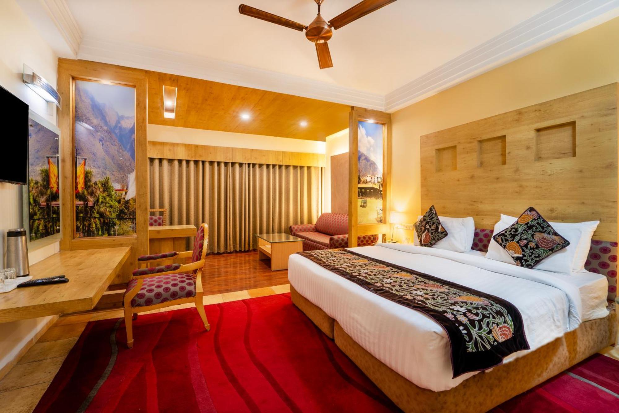 K C Residency Vaishnodevi Hotell Katra  Eksteriør bilde